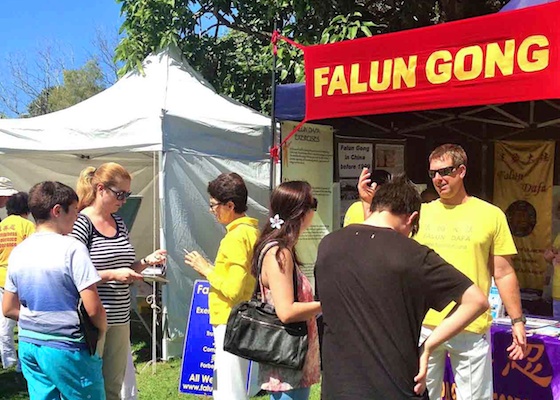 Image for article Austrália: Falun Gong é calorosamente recebido no Festival Multicultural (fotos) 