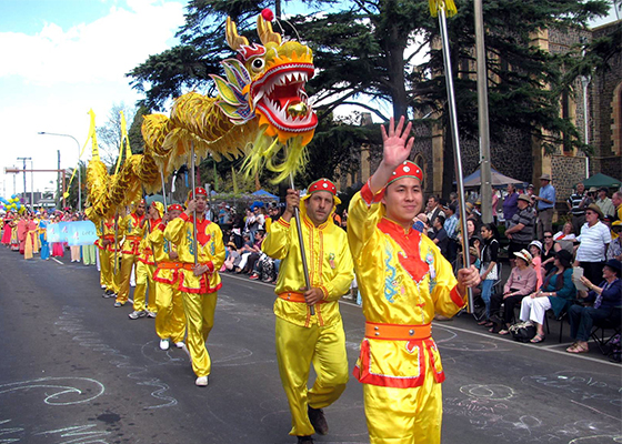 Image for article ​Falun Gong se destaca na Parada Floral Central na Austrália 