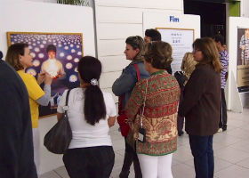 Image for article Vinhedo, Brasil: Exibição de Arte do Falun Dafa tem um profundo impacto