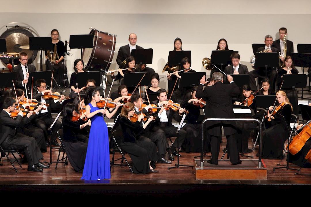 Image for article Orquestra Sinfônica Shen Yun faz apresentação com casa lotada em sua primeira parada em Taiwan