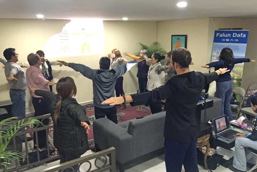 Image for article México: Novos praticantes sentem-se enriquecidos após assistirem ao seminário de nove dias do Falun Dafa