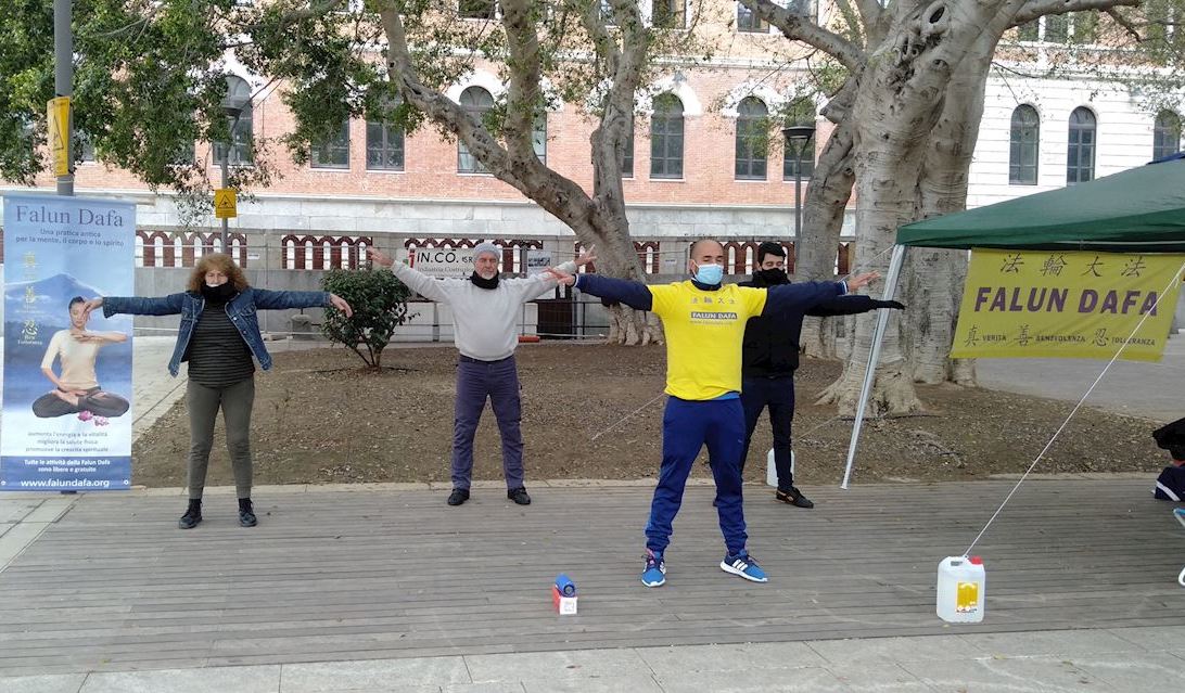 Image for article Cagliari, Itália: Condenando o PCC por perseguir os praticantes do Falun Dafa