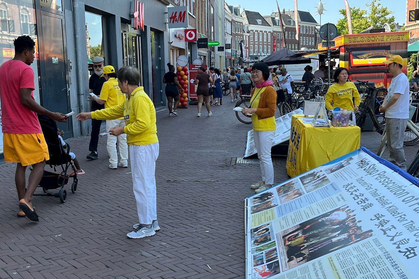 Image for article Holanda: Moradores de Leeuwarden apoiam o Falun Dafa
