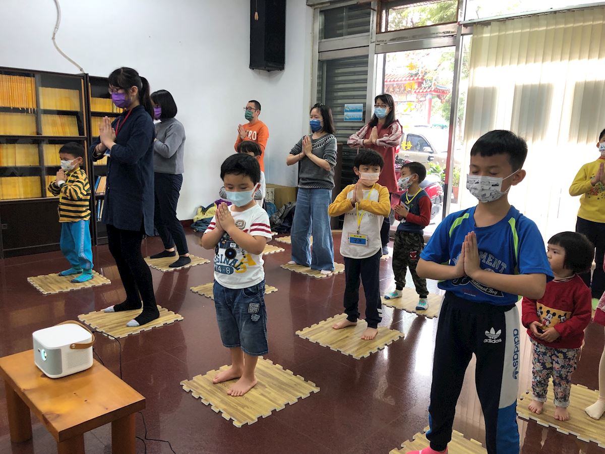 Image for article Chung-Li, Taiwan: Jovens melhoram na escola Minghui
