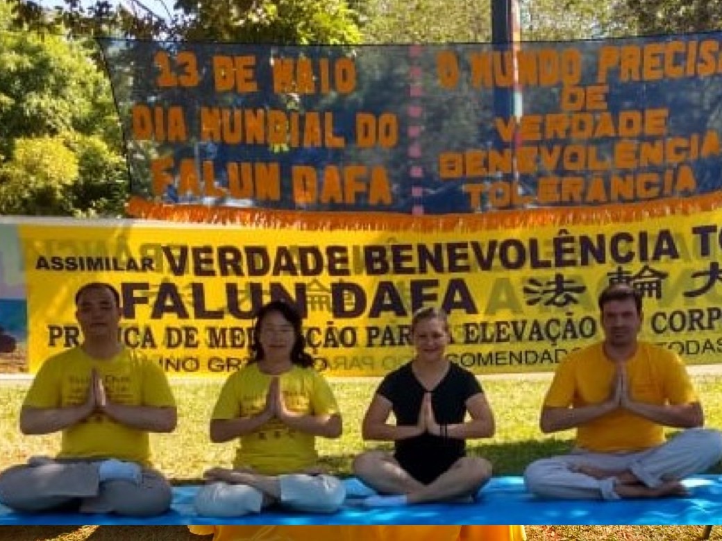 Image for article ​Praticantes do Falun Gong de Brasília comemoram o Dia Mundial do Falun Dafa