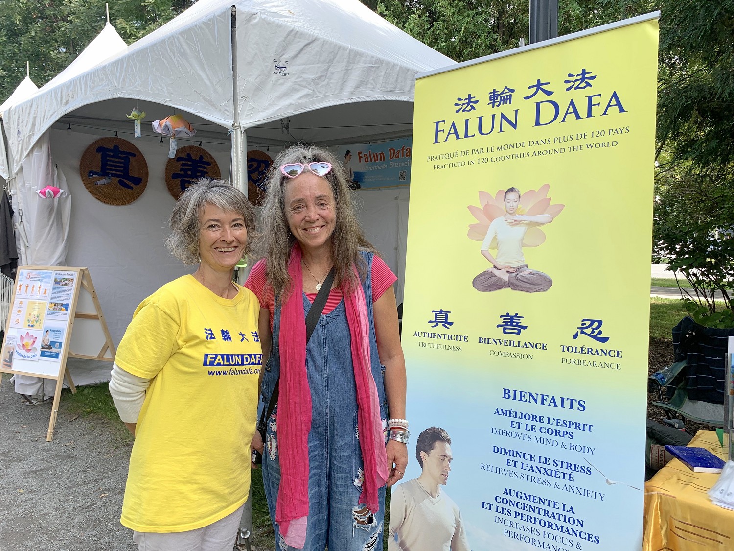Image for article ​Falun Dafa é admirado no festival em Quebec 