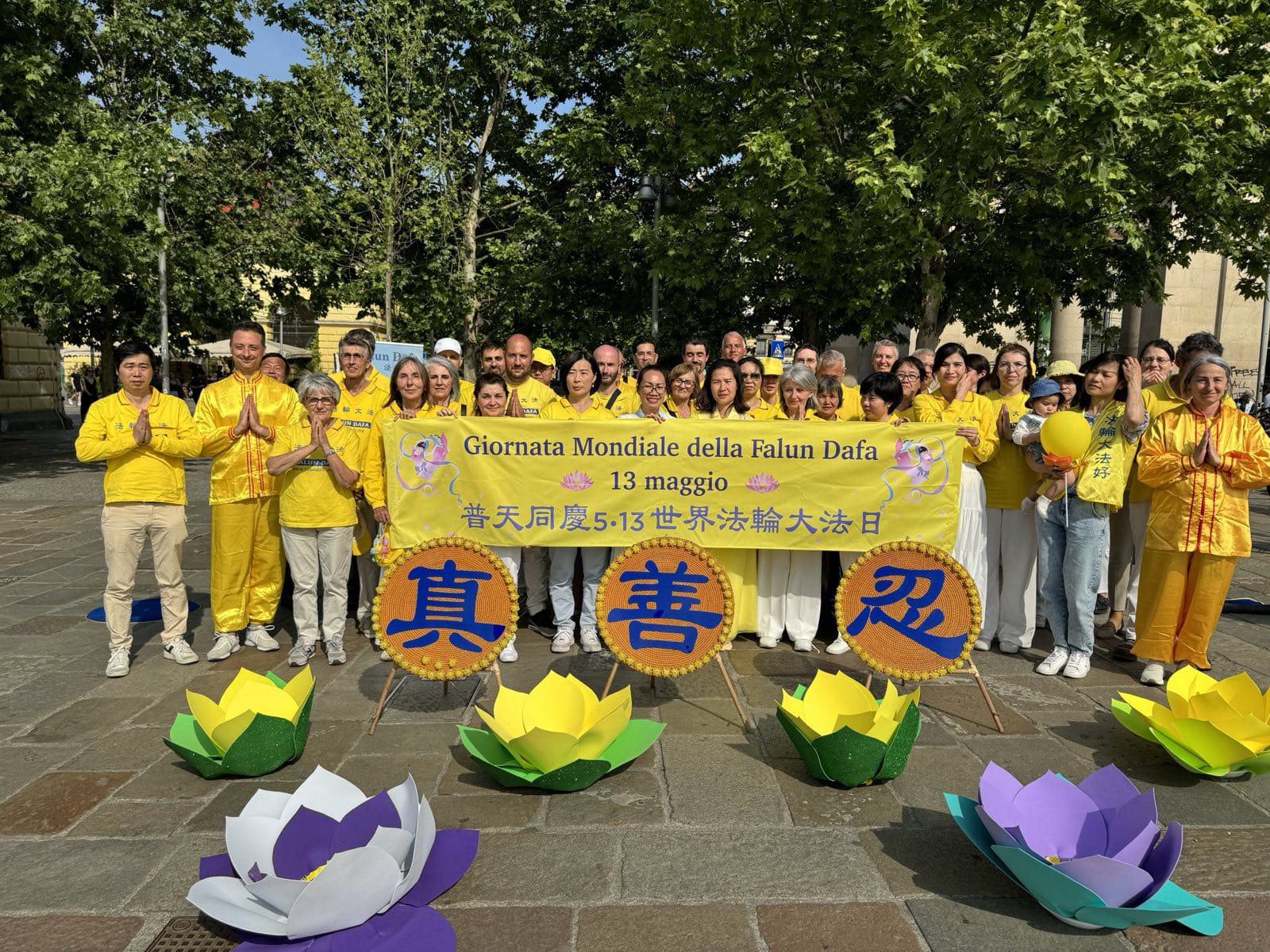 Image for article ​Celebrações do Dia Mundial do Falun Dafa na Itália