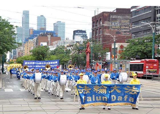 Image for article Toronto: Manifestação e passeata celebram 430 milhões de pessoas que rejeitaram o PCC