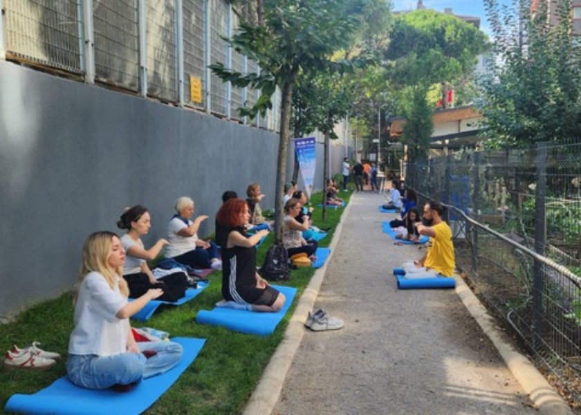 Image for article Istambul, Turquia: Falun Dafa recebe calorosas boas-vindas no Centro de Vida Ecológica