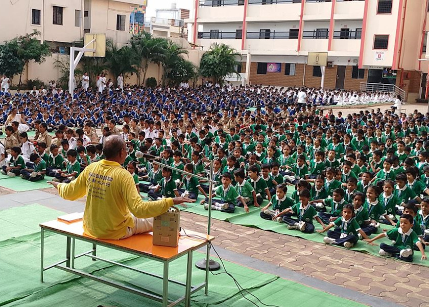 Image for article ​Escolas na Índia adotam o Falun Dafa