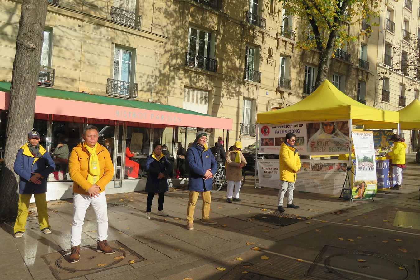 Image for article ​Paris, França: Aumentando a conscientização sobre a perseguição durante o Salon des Maires