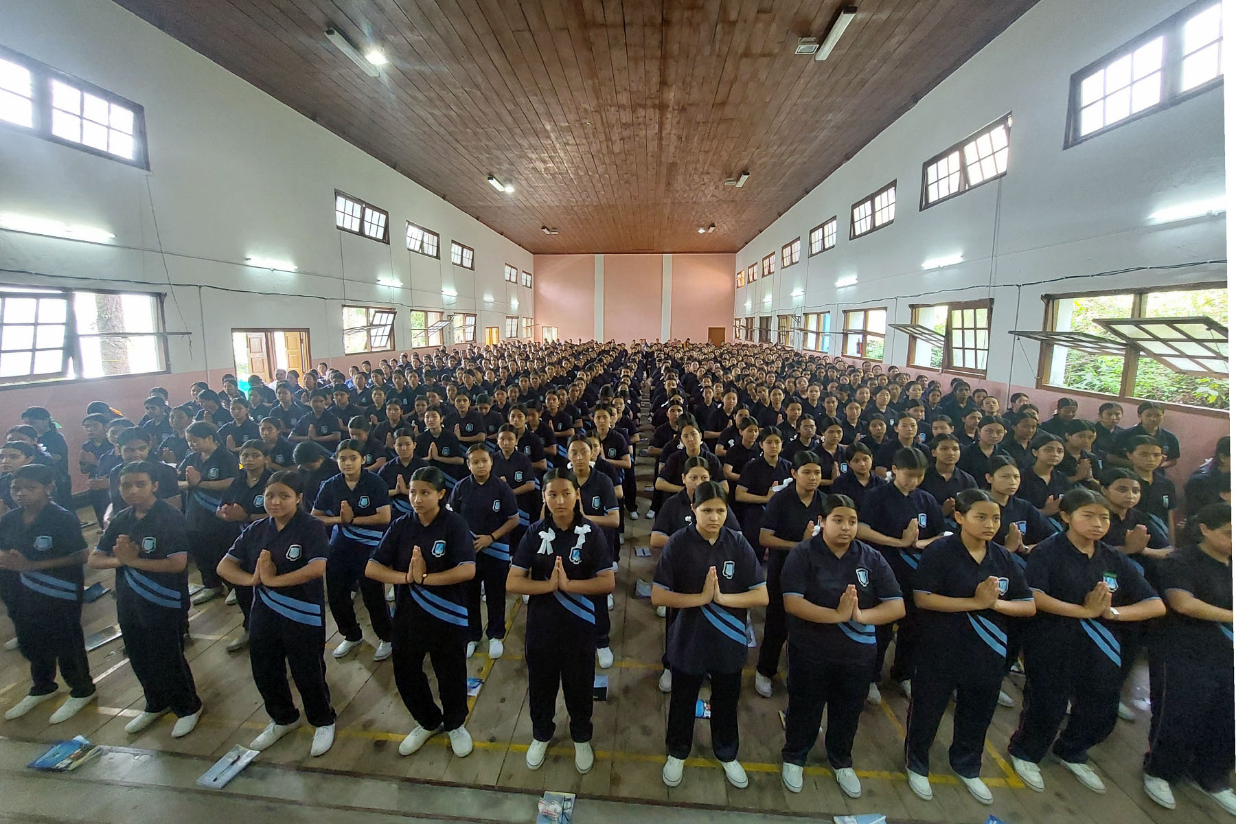 Image for article Índia: Apresentando o Falun Dafa em aldeias e escolas remotas