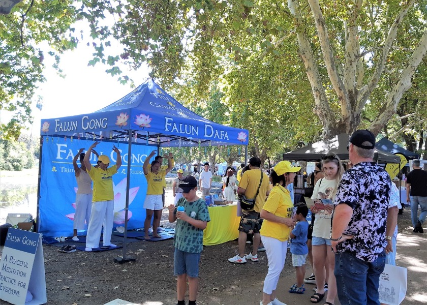 Image for article ​Austrália: Falun Dafa é bem recebido em festival local