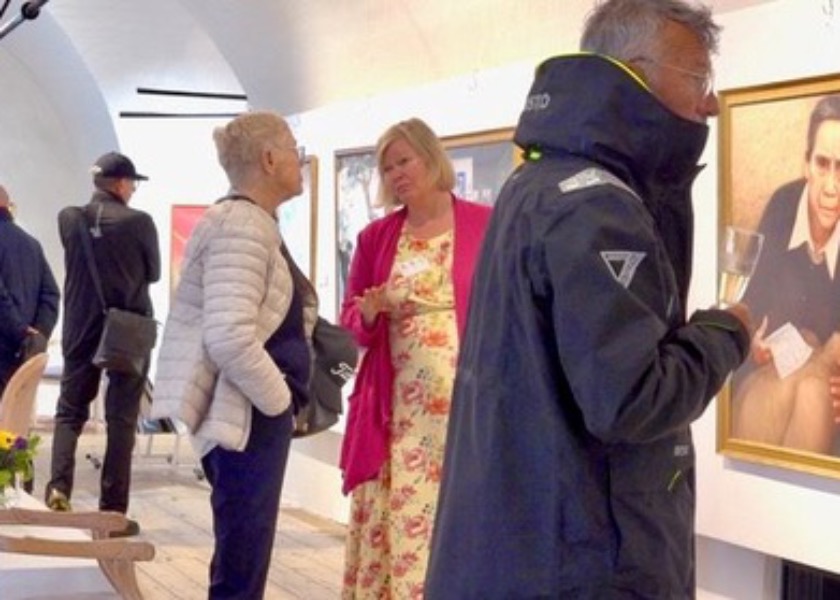 Image for article Marstrand, Suécia: Uma exposição de arte traz inspiração e esperança