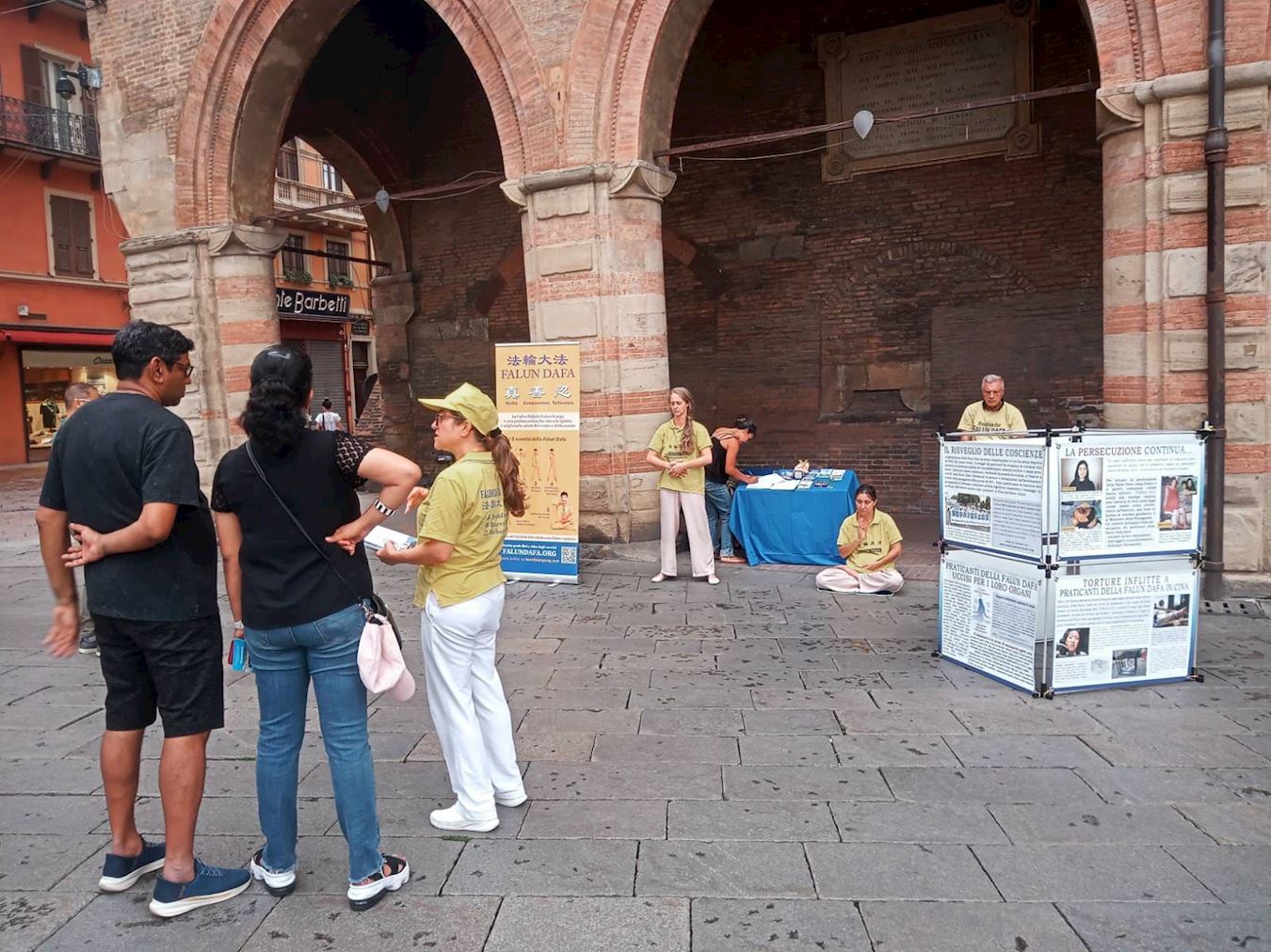 Image for article Itália: Apresentação do Falun Dafa em várias cidades