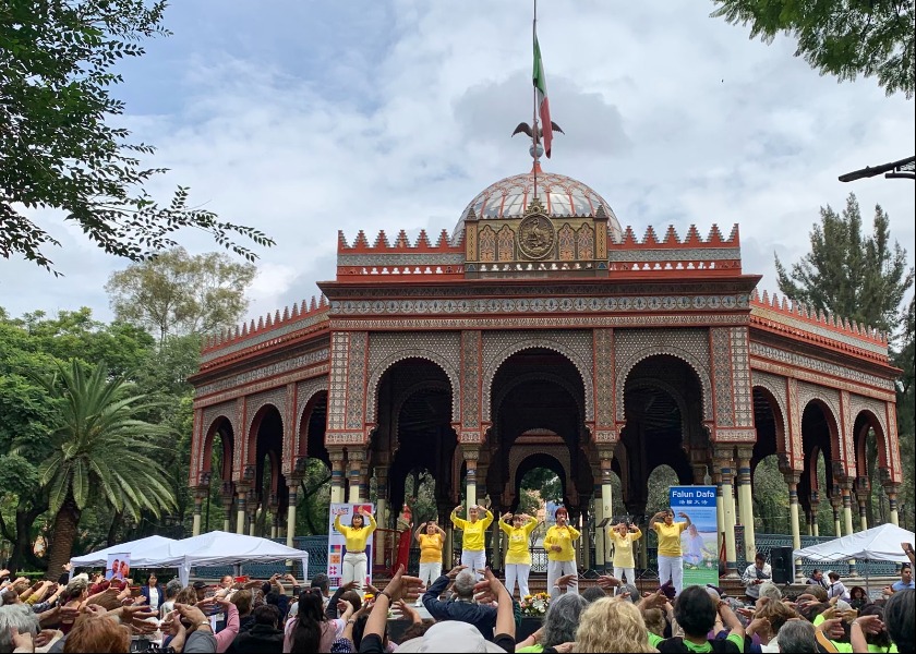 Image for article ​México: Falun Dafa inspira comunidades durante celebrações na Cidade do México e em Puebla
