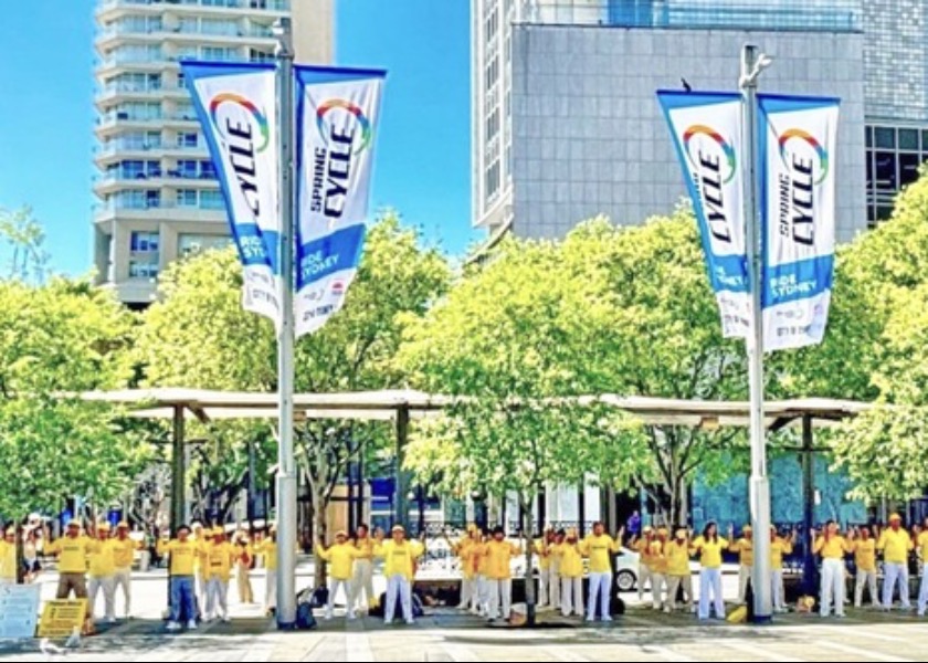 Image for article Austrália: As pessoas elogiam o Falun Dafa e incentivam os praticantes durante evento em Sydney