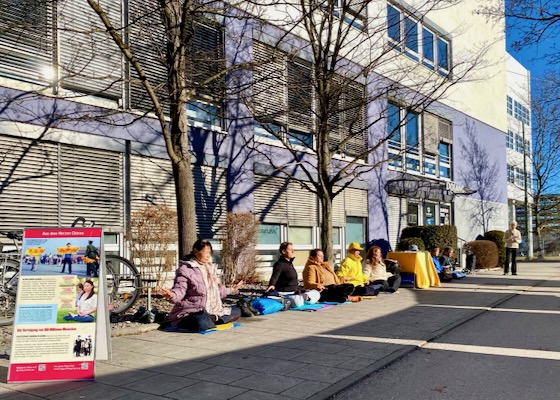 Image for article Alemanha: Expondo as atrocidades do PCC no Dia dos Direitos Humanos