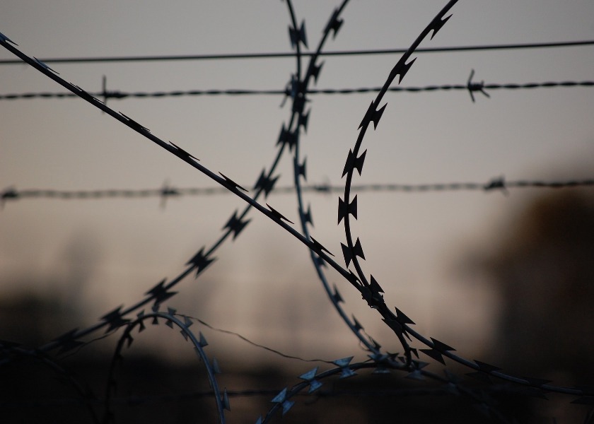 Image for article ​Homem de Tianjin é condenado a quase três anos de prisão por praticar Falun Gong