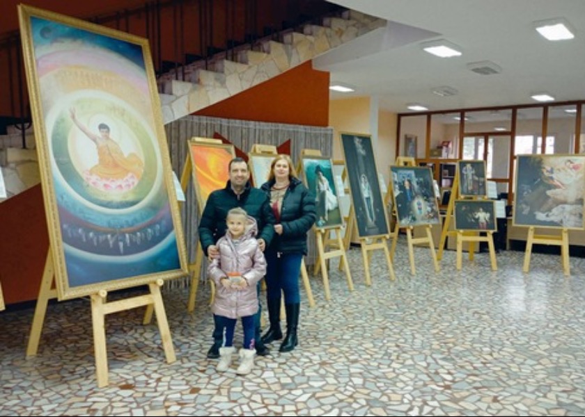 Image for article A Arte de Zhen-Shan-Ren traz “um mundo de pureza e luz” para a Bulgária