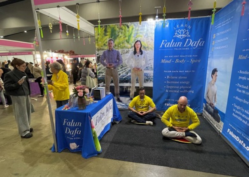 Image for article Visitantes encontram serenidade em evento do Festival Mind Body Spirit, em Melbourne