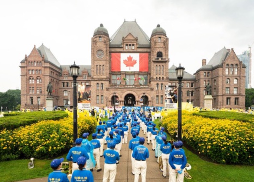 Image for article Toronto, Canadá: Dignitários condenam os 27 anos de perseguição do PCC ao Falun Gong