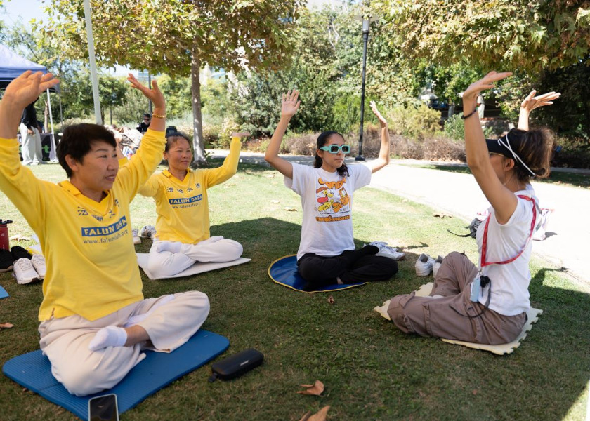 Image for article ​San Diego: Os praticantes são convidados a apresentar o Falun Dafa em eventos comunitários